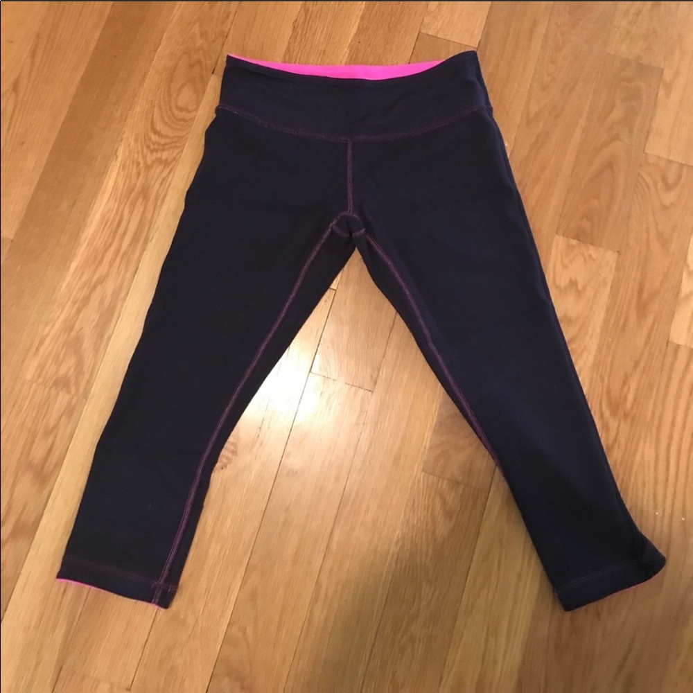 Lululemon Reversible Crops